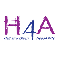 Head For Arts